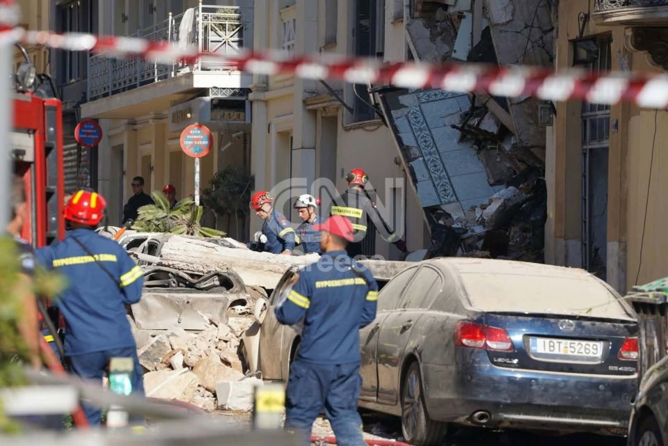 plaka ekrixi