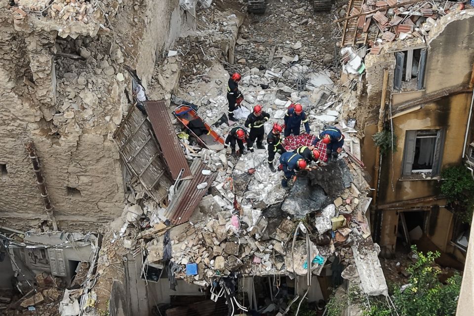 plaka foniki ekrixi nekroi aerio