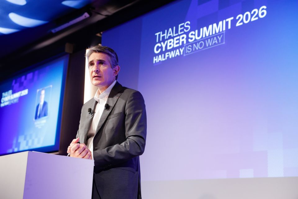 cybersummit26-gv-13.jpg