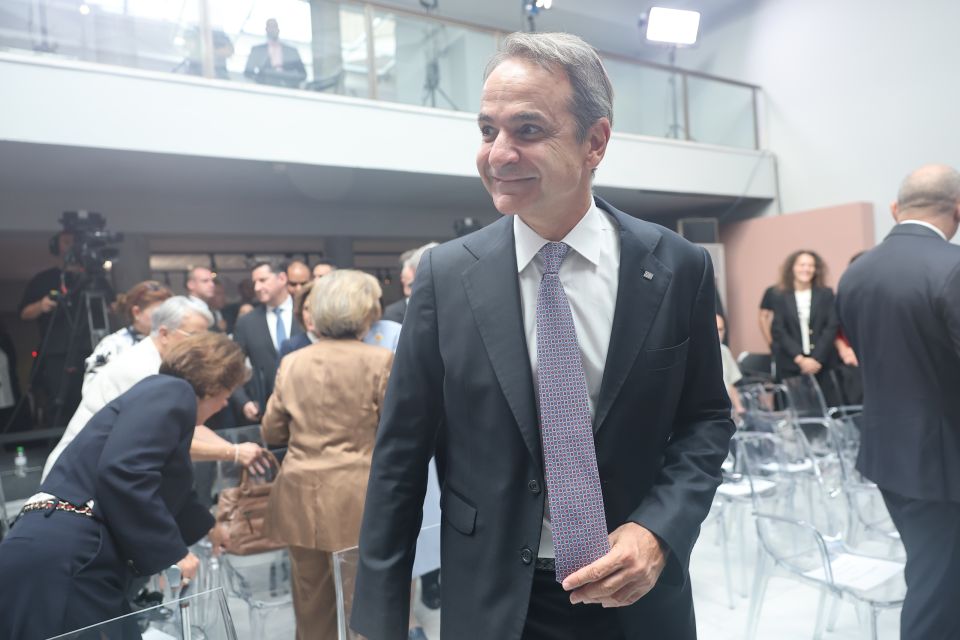 [389981] Ο ΠΡΩΘΥΠΟΥΡΓΟΣ ΚΥΡΙΑΚΟΣ ΜΗΤΣΟΤΑΚΗΣ ΚΑΙ Ο ΠΡΩΘΥΠΟΥΡΓΟΣ ΤΗΣ ΒΟΥΛΓΑΡΙΑΣ RUMEN RAVEN ΣΤΗ ΤΕΛΕΤΗ ΥΠΟΓΡΑΦΗΣ ΠΡΩΤΟΚΟΛΛΟΥ ΓΙΑ ΤΗ ΠΑΡΑΔΟΣΗ - ΠΑΡΑΛΑΒΗ ΚΕΙΜΗΛΙΩΝ ΜΕΤΑΞΥ ΕΛΛΑΔΑΣ ΚΑΙ ΒΟΥΛΓΑΡΙΑΣ ΣΤΗΝ ΘΕΣΣΑΛΟΝΙΚΗ (ΒΑΣΙΛΗΣ ΒΕΡΒΕΡΙΔΗΣ/ ΜΟΤΙΟΝ ΤΕΑΜ)