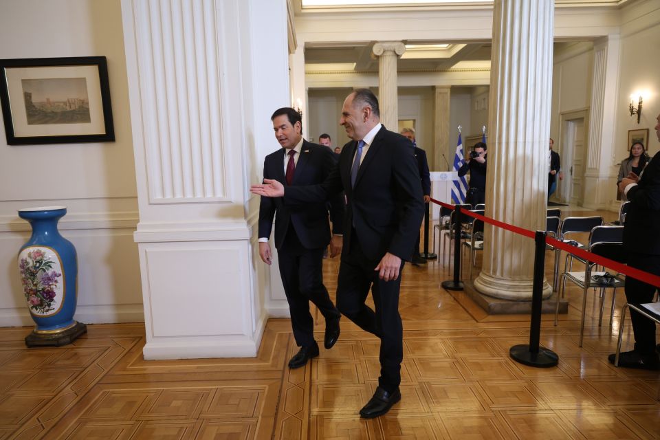 [390108] ΥΠΟΥΡΓΕΙΟ ΕΞΩΤΕΡΙΚΩΝ. ΣΥΝΑΝΤΗΣΗ ΤΟΥ ΥΠΟΥΡΓΟΥ ΕΞΩΤΕΡΙΚΩΝ ΓΙΩΡΓΟΥ ΓΕΡΑΠΕΤΡΙΤΗ ΜΕ ΤΟΝ ΟΜΟΛΟΓΟ ΤΟΥ ΤΩΝ ΗΠΑ ΜΑΡΚΟ ΡΟΥΜΠΙΟ. 6ος ΓΥΡΟΣ ΤΟΥ ΣΤΡΑΤΗΓΙΚΟΥ ΔΙΑΛΟΓΟΥ ΕΛΛΑΔΑΣ - ΗΠΑ (ΓΙΑΝΝΗΣ ΠΑΝΑΓΟΠΟΥΛΟΣ / EUROKINISSI)