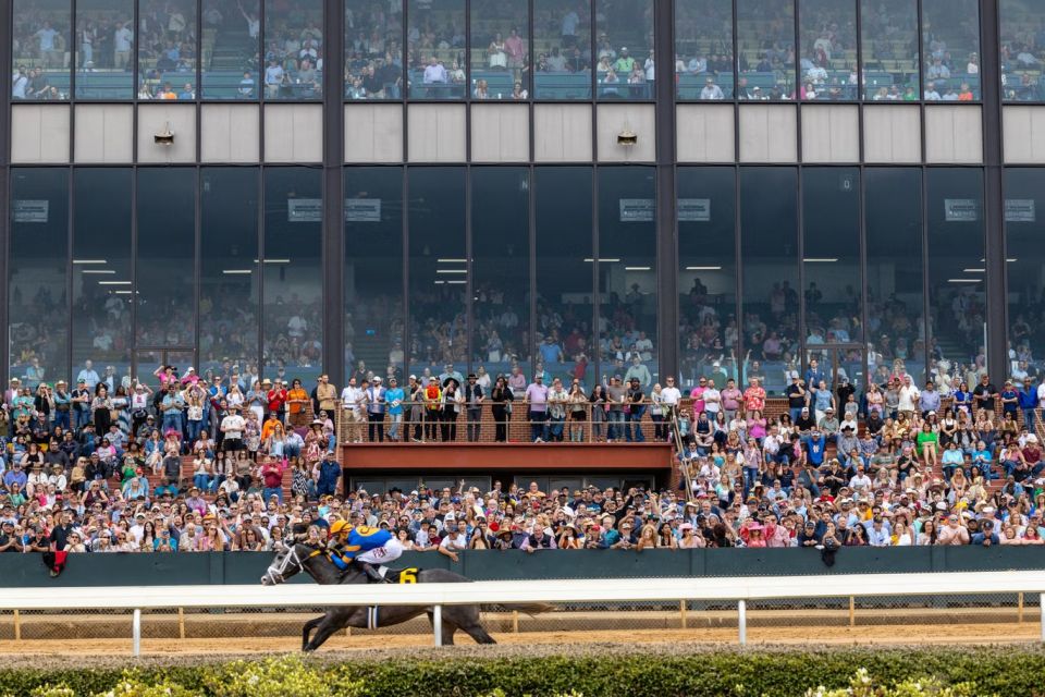 oaklawn-race-track.jpg