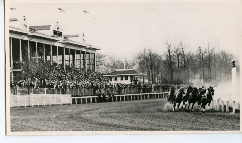 oaklawn-races-1930s.jpg
