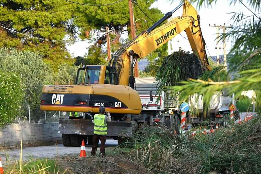 ΑΝΤΙΠΛΗΜΜΥΡΙΚΗ ΘΩΡΑΚΙΣΗ ΤΗΣ ΑΤΤΙΚΗΣ: ΑΓΩΝΑΣ ΔΡΟΜΟΥ ΑΠΟ ΤΗΝ ΠΕΡΙΦΕΡΕΙΑ ΓΙΑ ΕΡΓΑ 250 ΕΚΑΤ. ΕΥΡΩ