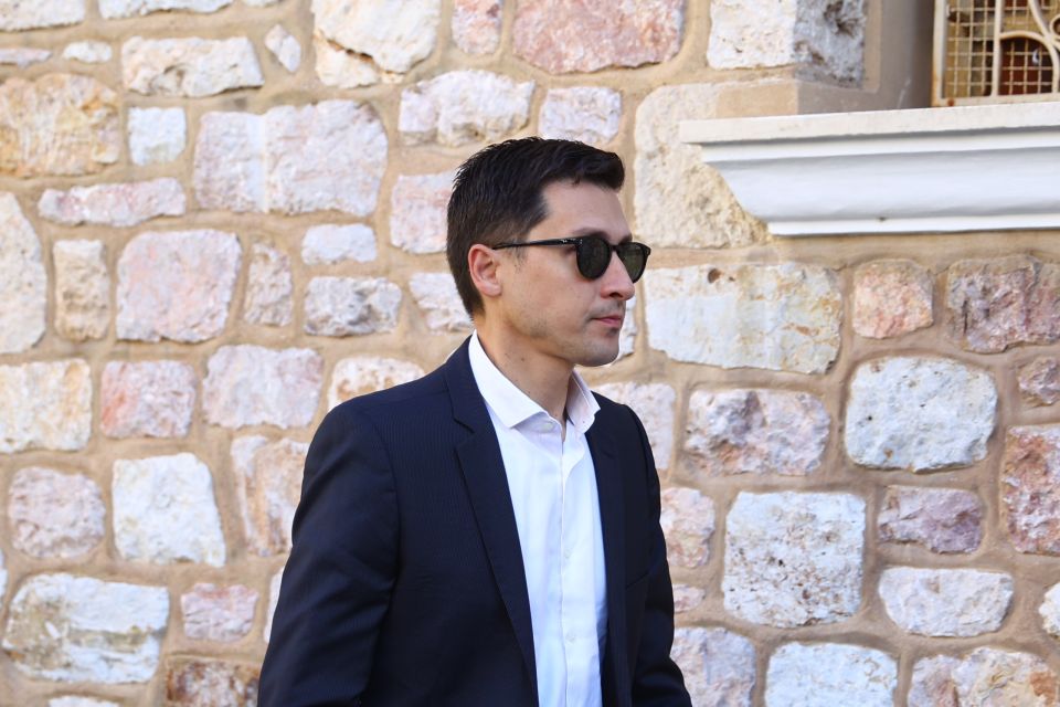 giorgos mazonakis mnimosyno