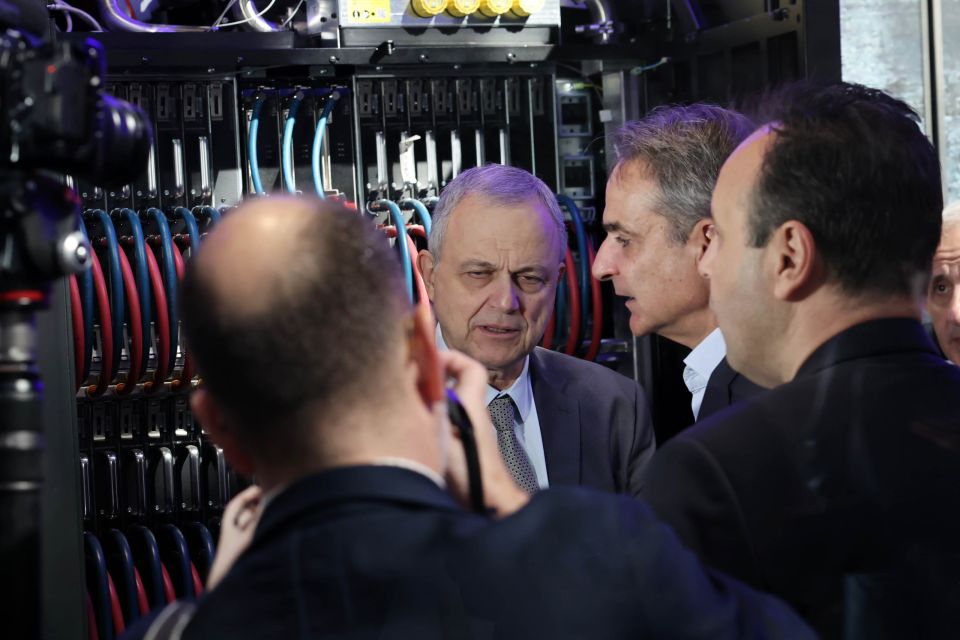 ΠΡΩΘΥΠΟΥΡΓΟΣ ΚΥΡΙΑΚΟΣ ΜΗΤΣΟΤΑΚΗΣ <br><br>ΤΕΛΕΤΗ ΕΓΚΑΙΝΙΩΝ ΤΟΥ ΕΘΝΙΚΟΥ ΥΠΕΡΥΠΟΛΟΓΙΣΤΗ 
