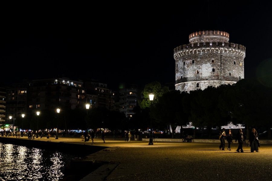 [390609] ΝΕΟΣ ΦΩΤΙΣΜΟΣ ΑΝΑΔΕΙΞΗΣ ΣΤΟΝ ΛΕΥΚΟ ΠΥΡΓΟ ΤΗΣ ΘΕΣΣΑΛΟΝΙΚΗΣ(ΒΕΡΒΕΡΙΔΗΣ ΒΑΣΙΛΗΣ/MOTION TEAM)