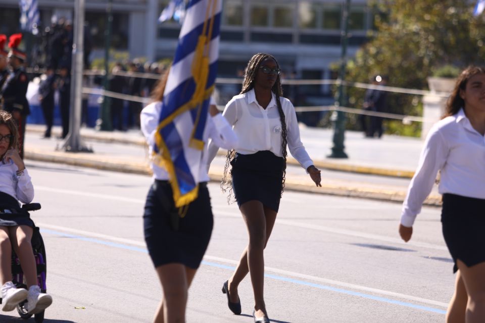 ΜΑΘΗΤΙΚΗ ΠΑΡΕΛΑΣΗ ΣΤΗΝ ΑΘΗΝΑ ΓΙΑ ΤΗΝ ΕΘΝΙΚΗ ΕΠΕΤΕΙΟ ΤΗΣ «28ης ΟΚΤΩΒΡΙΟΥ 1940»