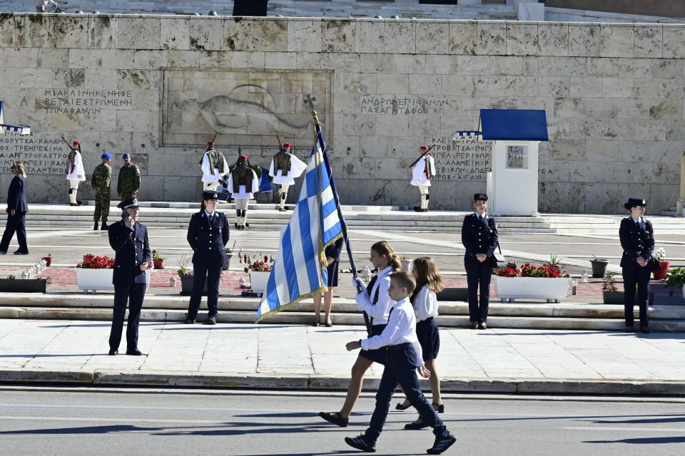 [390736] ΜΑΘΗΤΙΚΗ ΠΑΡΕΛΑΣΗ ΓΙΑ ΤΗΝ ΕΘΝΙΚΗ ΕΠΕΤΕΙΟ ΤΗΣ 28ης ΟΚΤΩΒΡΙΟΥ ΣΤΗΝ ΑΘΗΝΑ (ΜΙΧΑΛΗΣ ΠΑΠΑΝΙΚΟΛΑΟΥ/EUROKINISSI)