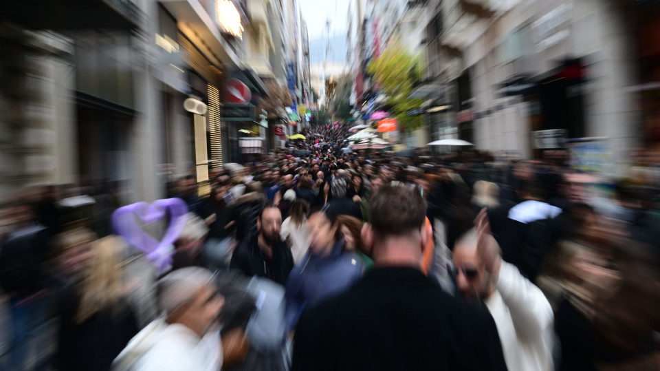 Εκπτώσεις… πτώσης: Φόβοι για εκτεταμένα «λουκέτα» αν δεν «γυρίσει» θετικά ο Φεβρουάριος