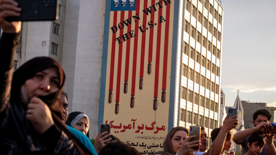 ΗΠΑ - Ιράν: Η σκληρή στάση της Τεχεράνης και η αβεβαιότητα για το στρατηγικό σχέδιο του Τραμπ