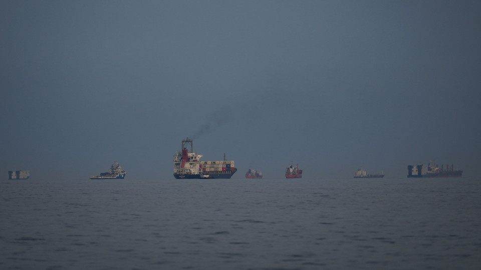 Στο «κόκκινο» η ένταση στα Στενά του Ορμούζ: Στην Κεντρική Τράπεζα τα πρώτα έσοδα από τα τέλη, λέει το Ιράν - Νέες απειλές Ισραήλ σε Λίβανο