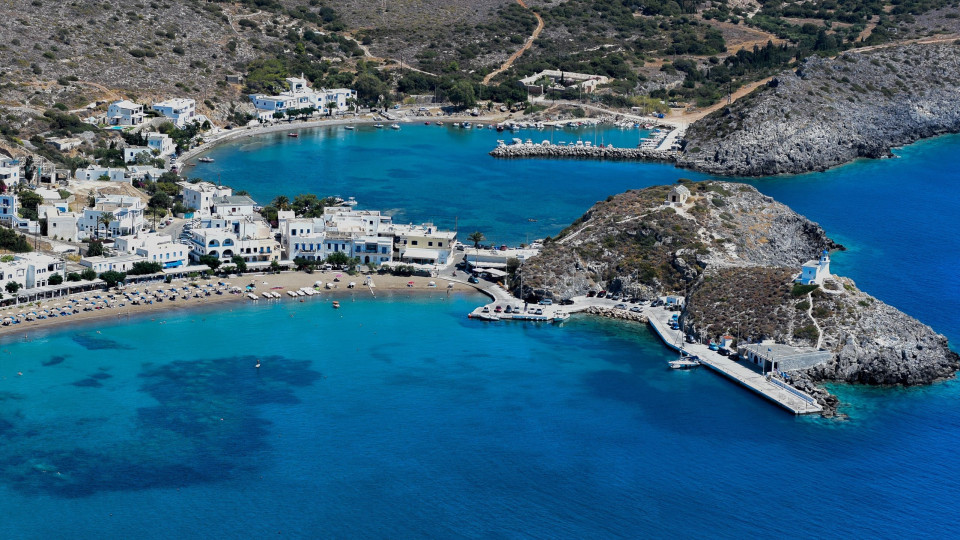 «Καίει» η αγορά ακινήτων στα ελληνικά νησιά - Έως και 7.600 €/τ.μ. για ένα σπίτι στην Αντίπαρο