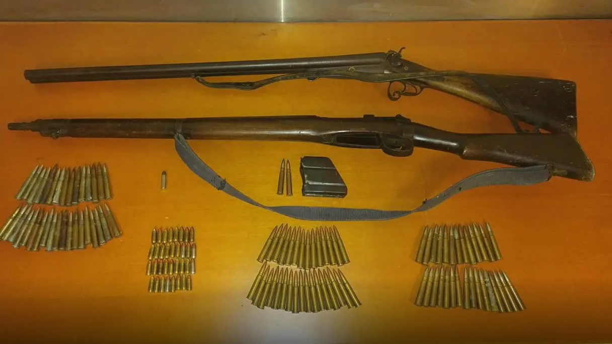 Έτοιμοι για «πόλεμο»: Αυτά είναι τα όπλα που έκρυβαν οι εμπλεκόμενοι στην βεντέτα στα Βορίζια