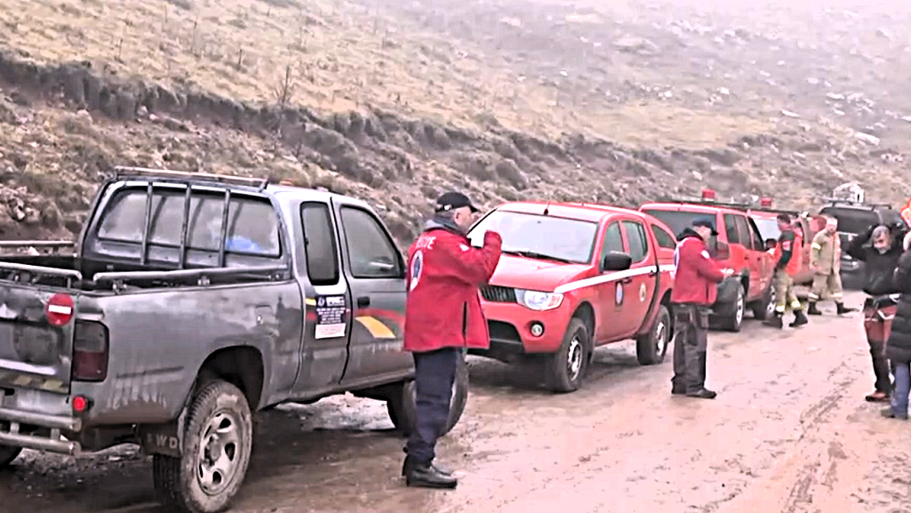 Χωρίς τις αισθήσεις τους, κάτω από χιονοστιβάδα, εντοπίστηκαν οι αγνοούμενοι ορειβάτες στα Βαρδούσια